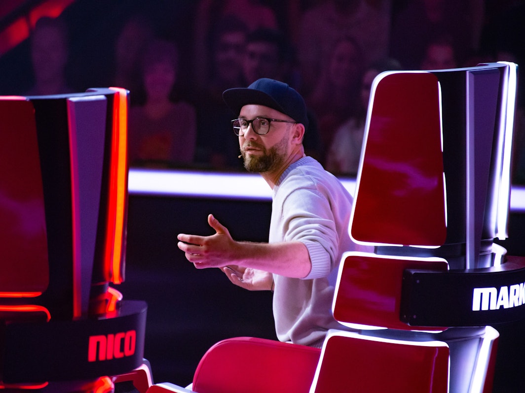 In der neuen Folge von „The Voice of Germany“ kippt die Stimmung bei Coach Mark Forster. Wirft er jetzt alles hin?