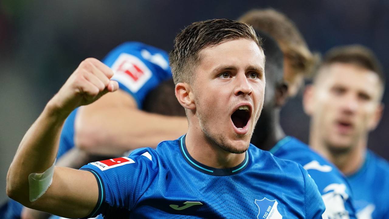Hoffenheims Christoph Baumgartner jubelt über das 3:0 gegen den 1. FC Köln