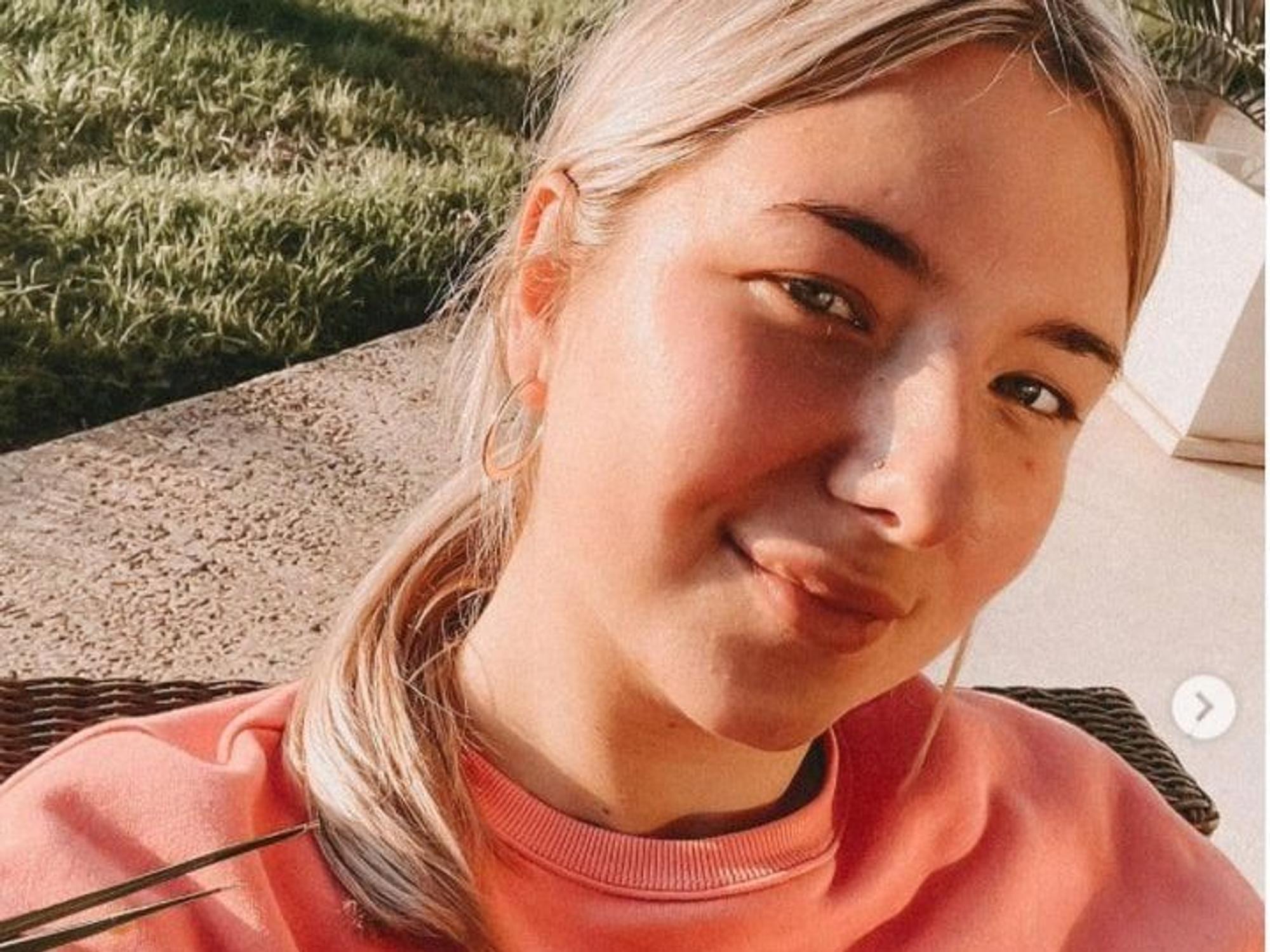 Der Screenshot zeigt ein Selfie von Joelina Karabas, dass sie am 16. Oktober 2021 auf Mallorca gemacht und auf Instagram gestellt hat.