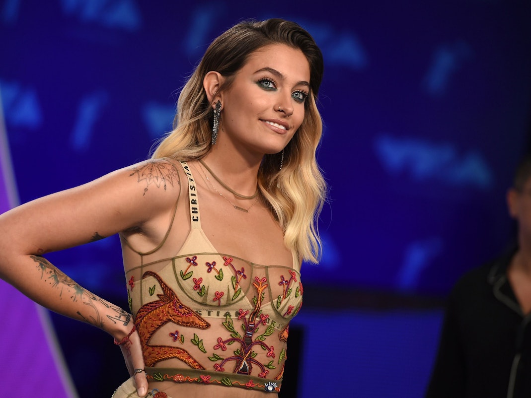 Paris Jackson kommt am 27.08.2017 in Inglewood, Kalifornien, USA, zur Verleihung der MTV Video Music Awards 2017.