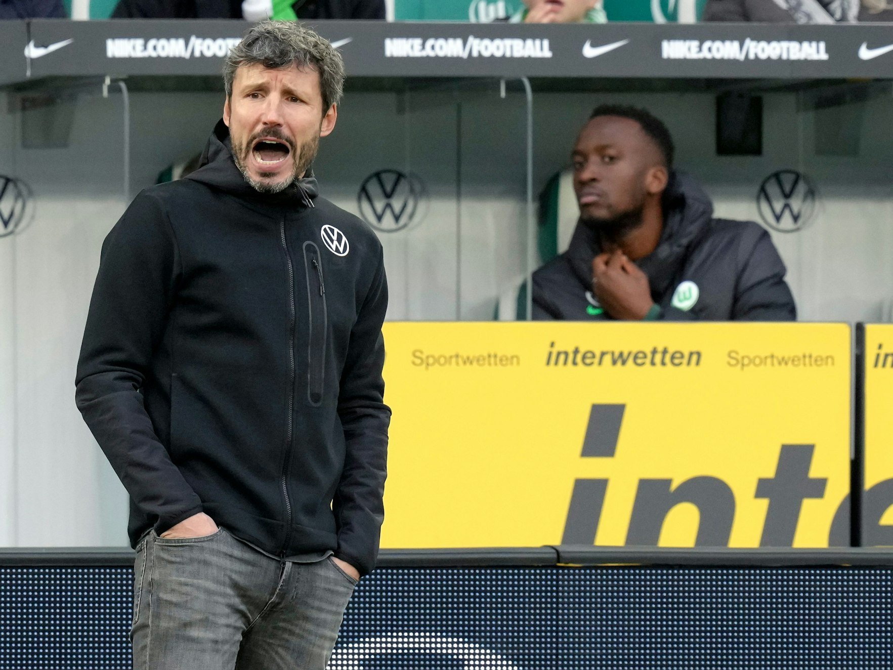 Wolfsburg's Ex-Trainer Mark van Bommel.