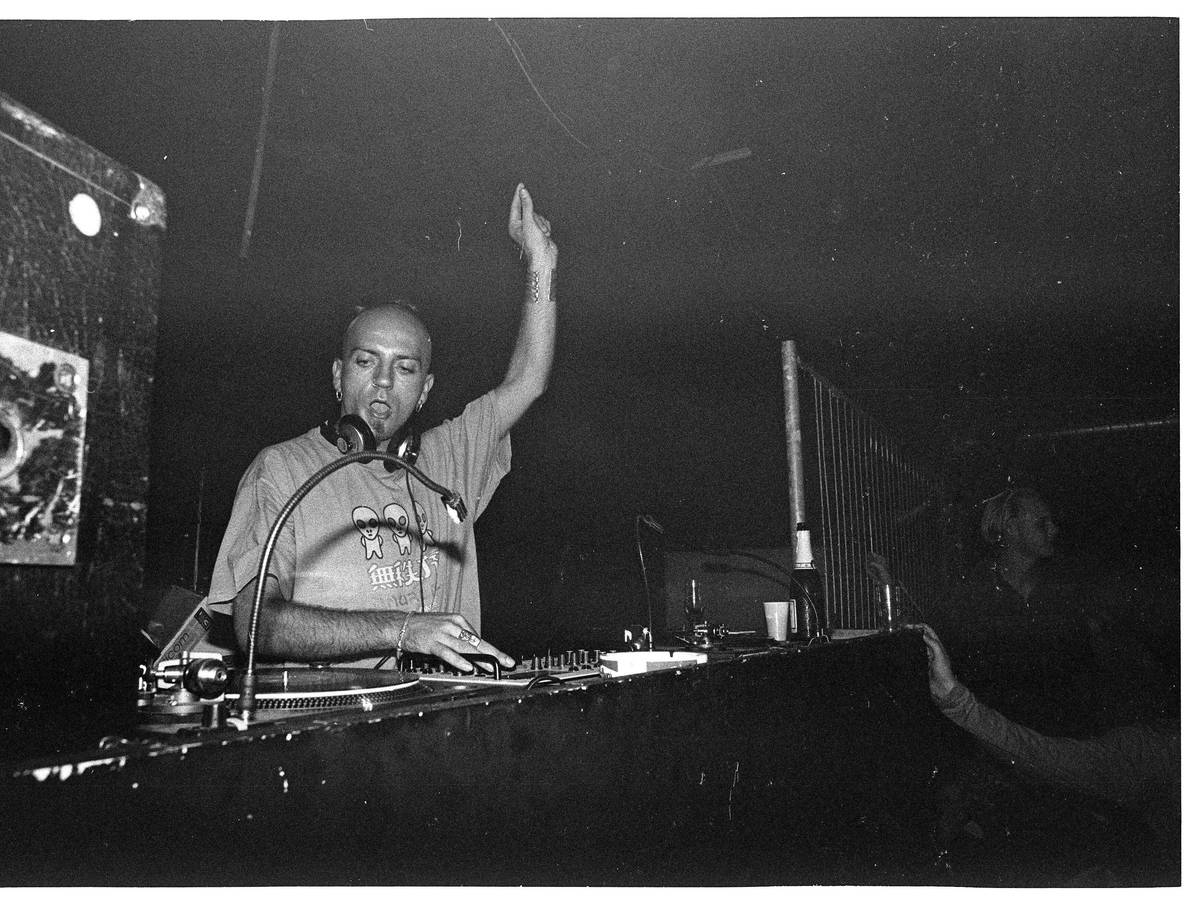 Sven Väth legte ebenfalls am Mischpult auf.