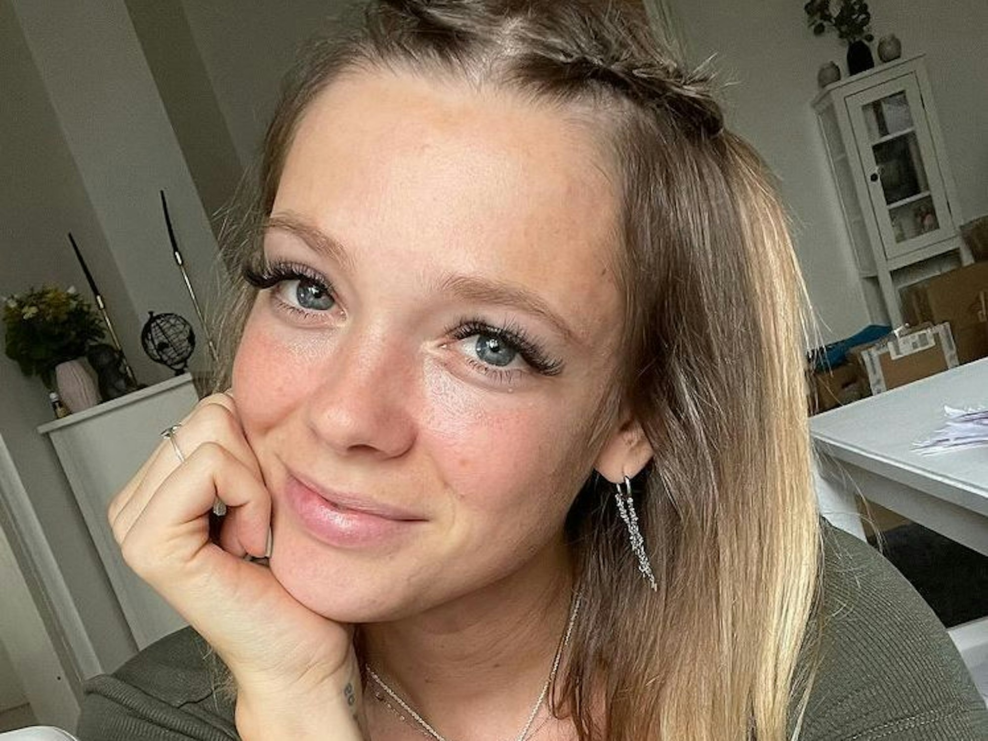 Anne Wünsche, Influencerin, postete dieses Selfie am 6. September 2021 auf Instagram