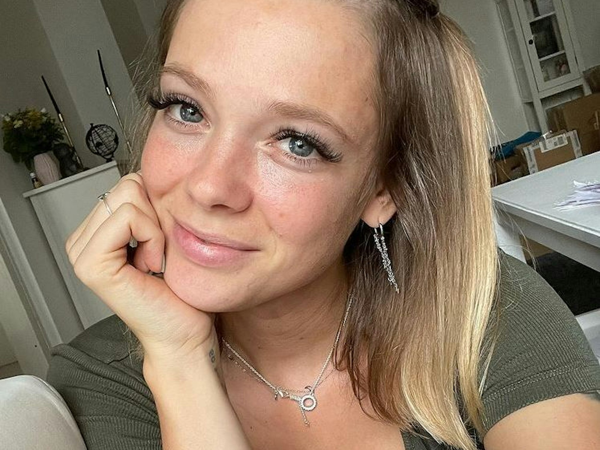 Anne Wünsche, Influencerin, postete dieses Selfie am 6. September 2021 auf Instagram