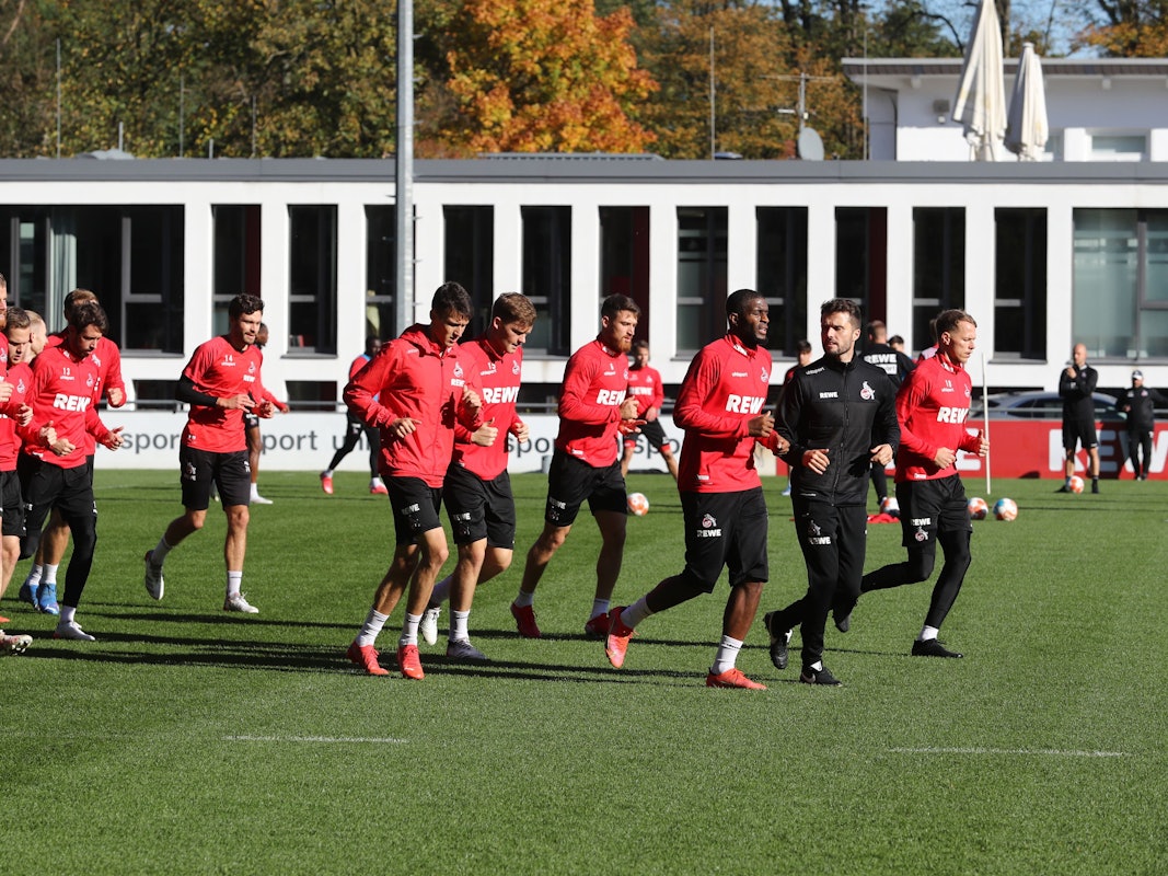 Der 1. FC Köln trainiert am Geißbockheim.