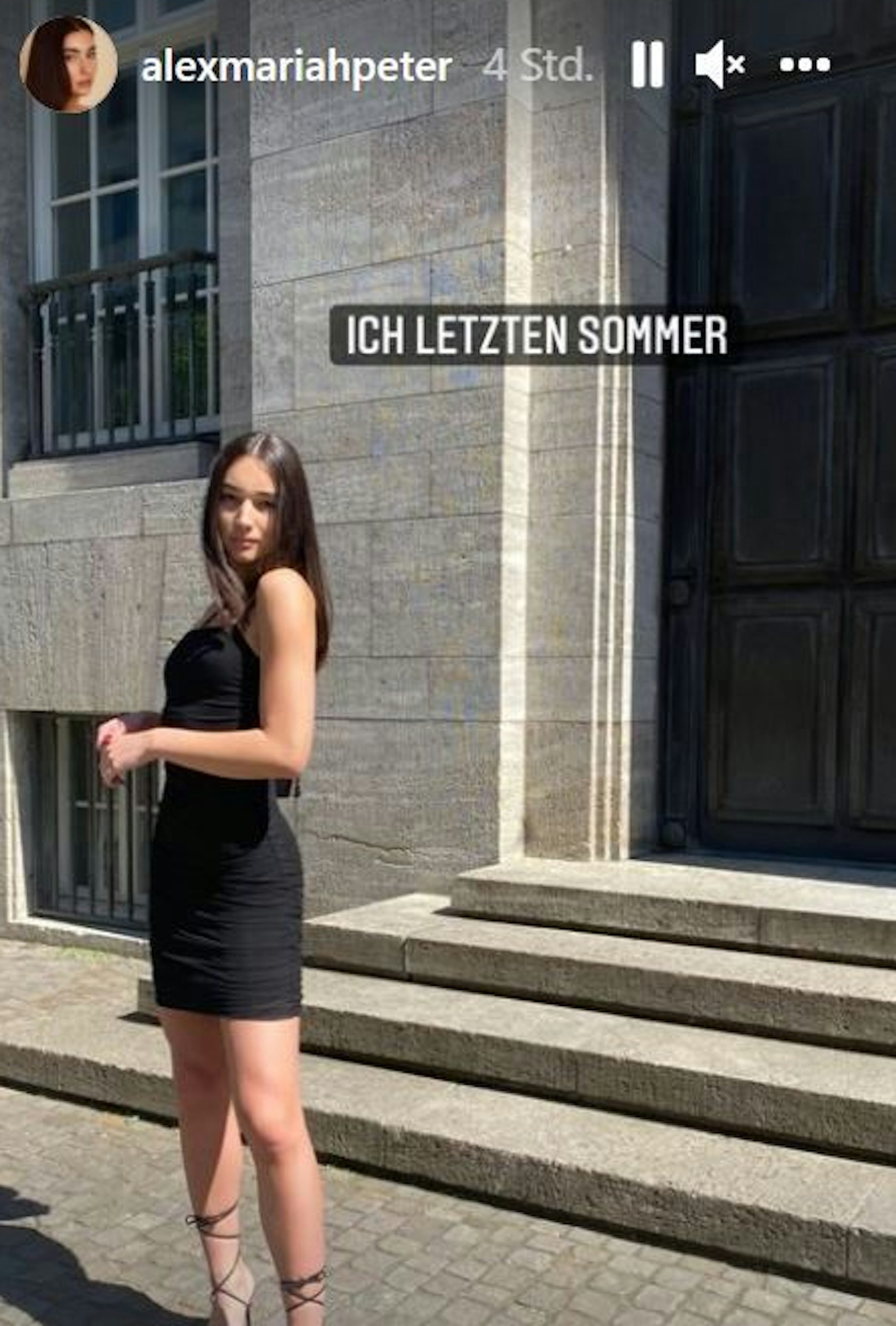 Die GNTM Gewinnerin Alex Mariah Peter hat in ihrer Instagram Story am 26. Oktober zwei Vergleichsbilder von sich gepostet.