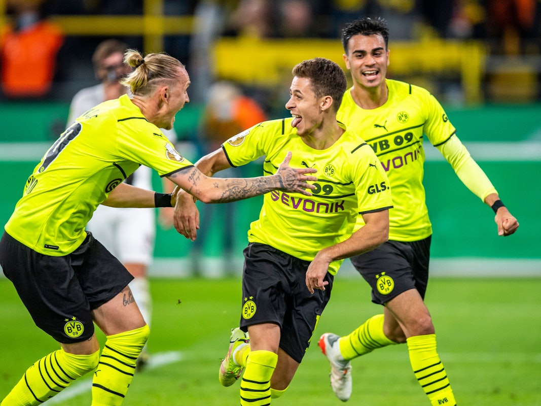 DFB-Pokal: Borussia Dortmunds Thorgan Hazard bejubelt das 1:0 gegen den FC Ingolstadt.