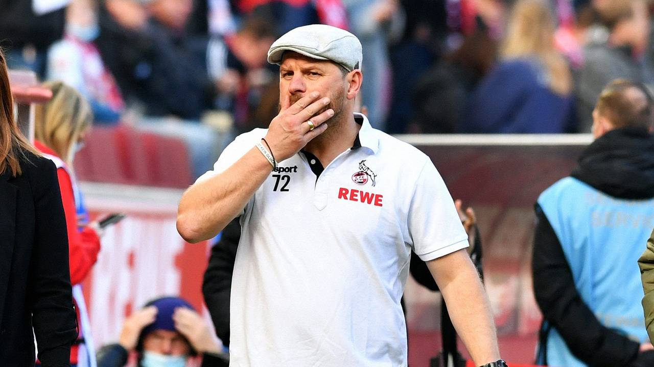 Steffen Baumgart vor dem Spiel seines 1. FC Köln gegen Bayer 04 Leverkusen.