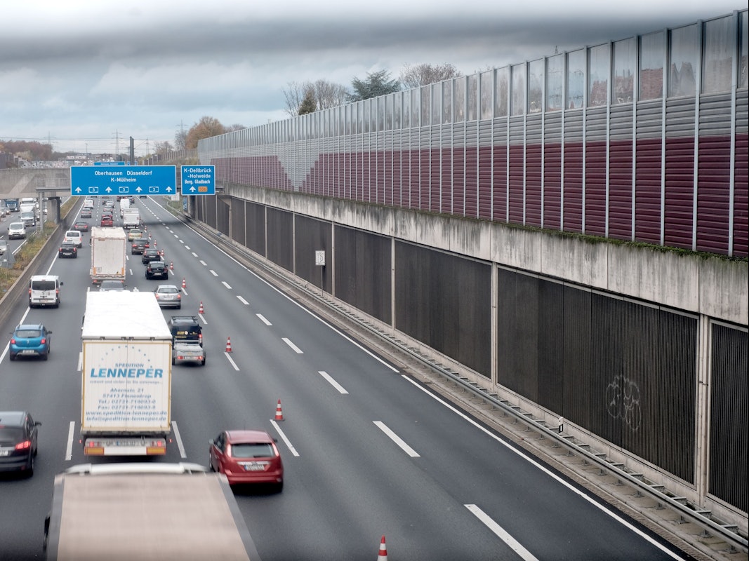 Die A3 in Köln zwischen Dellbrück und Mülheim am 16. November 2020.