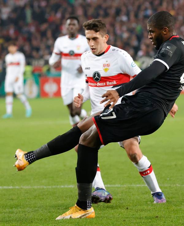 Anthony Modeste trifft für den 1. FC Köln beim VfB Stuttgart.