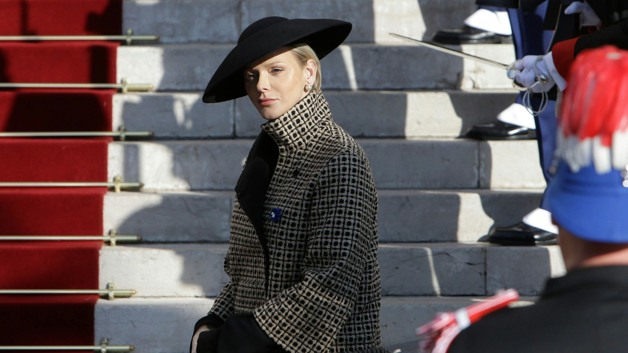 Fürstin Charlene von Monaco kommt am 19. November 2018 zur Kathedrale von Monaco vor den Zeremonien zum Nationalfeiertag.