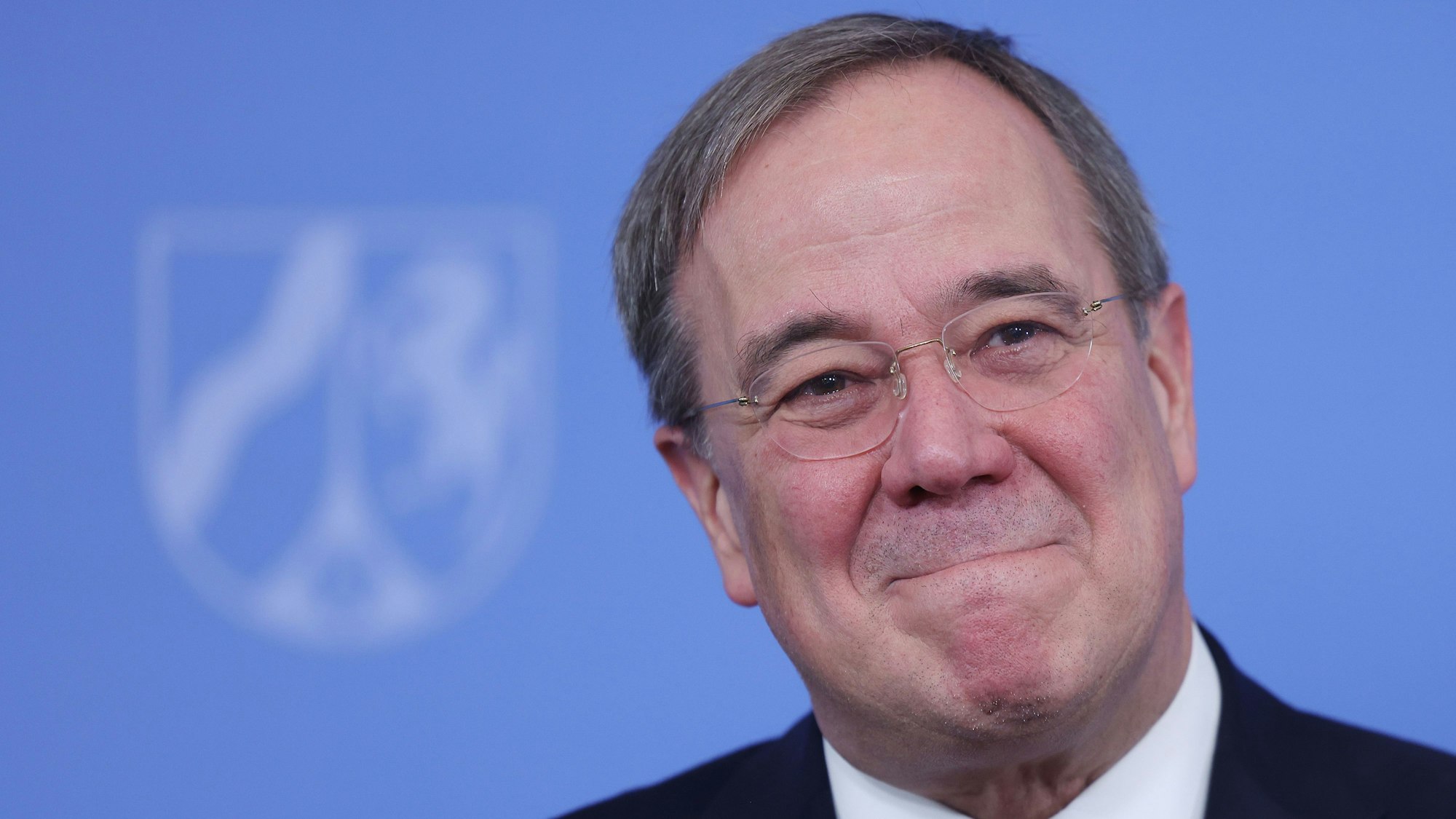 Armin Laschet (CDU), Ministerpräsident von Nordrhein-Westfalen, spricht auf der Pressekonferenz nach der Ministerpräsidentenkonferenz.