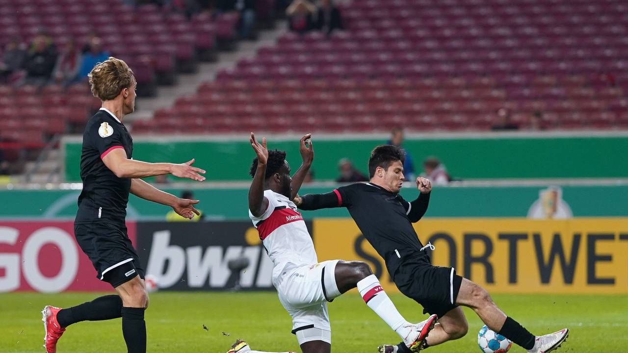 Jorge Meré und Timo Hübers legten im Spiel gegen den VfB Stuttgart am 27. Oktober 2021 einen starken Auftritt hin.