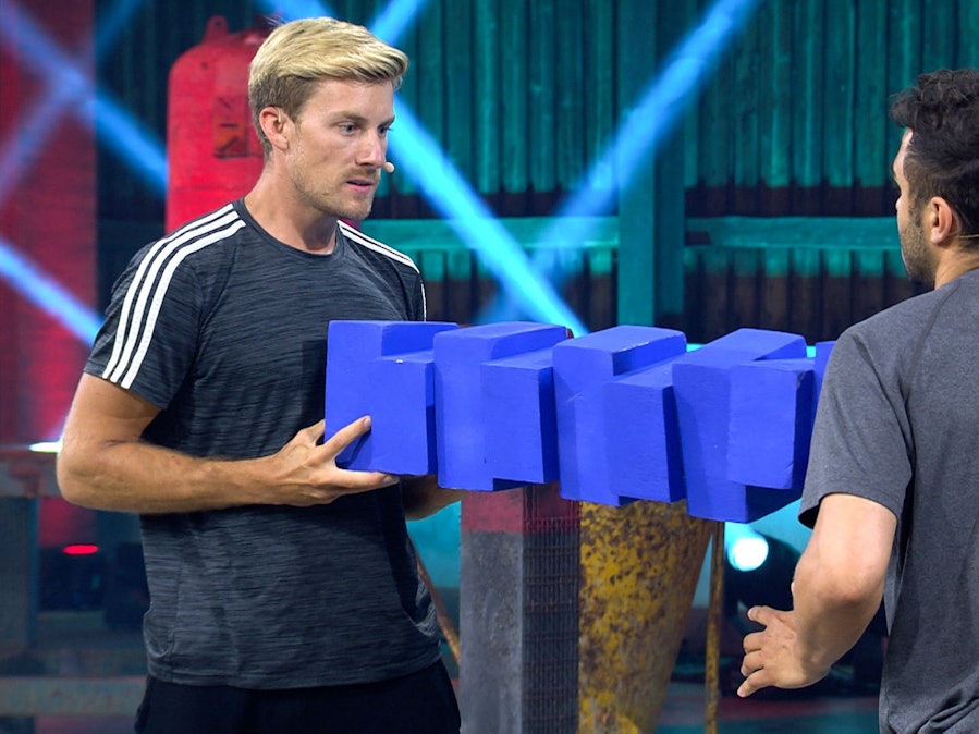 Zoff im Sommerhaus der Stars 2021: Dominik und Lars sind nicht die Gewinner der Herzen.