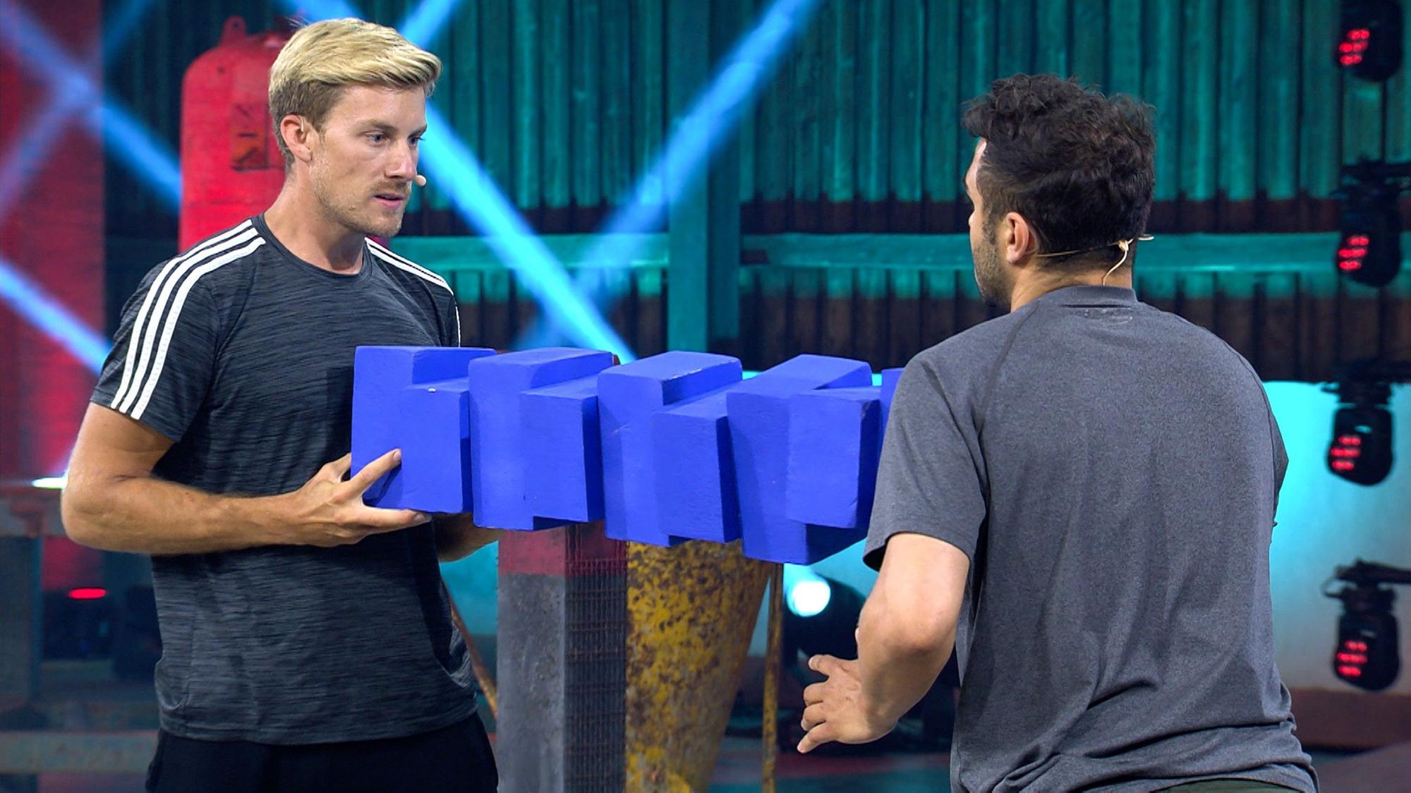 Zoff im Sommerhaus der Stars 2021: Dominik und Lars sind nicht die Gewinner der Herzen.
