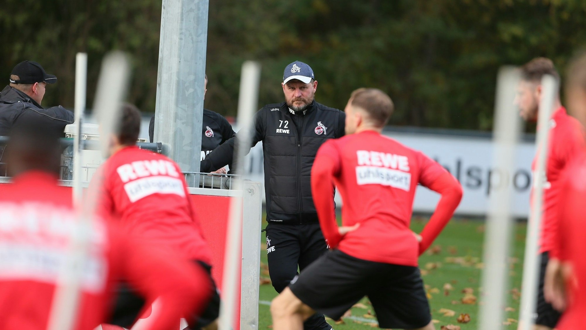 Steffen Baumgart beim Kölner Abschlusstraining am 29. Oktober 2021 vor dem Spiel bei Borussia Dortmund.