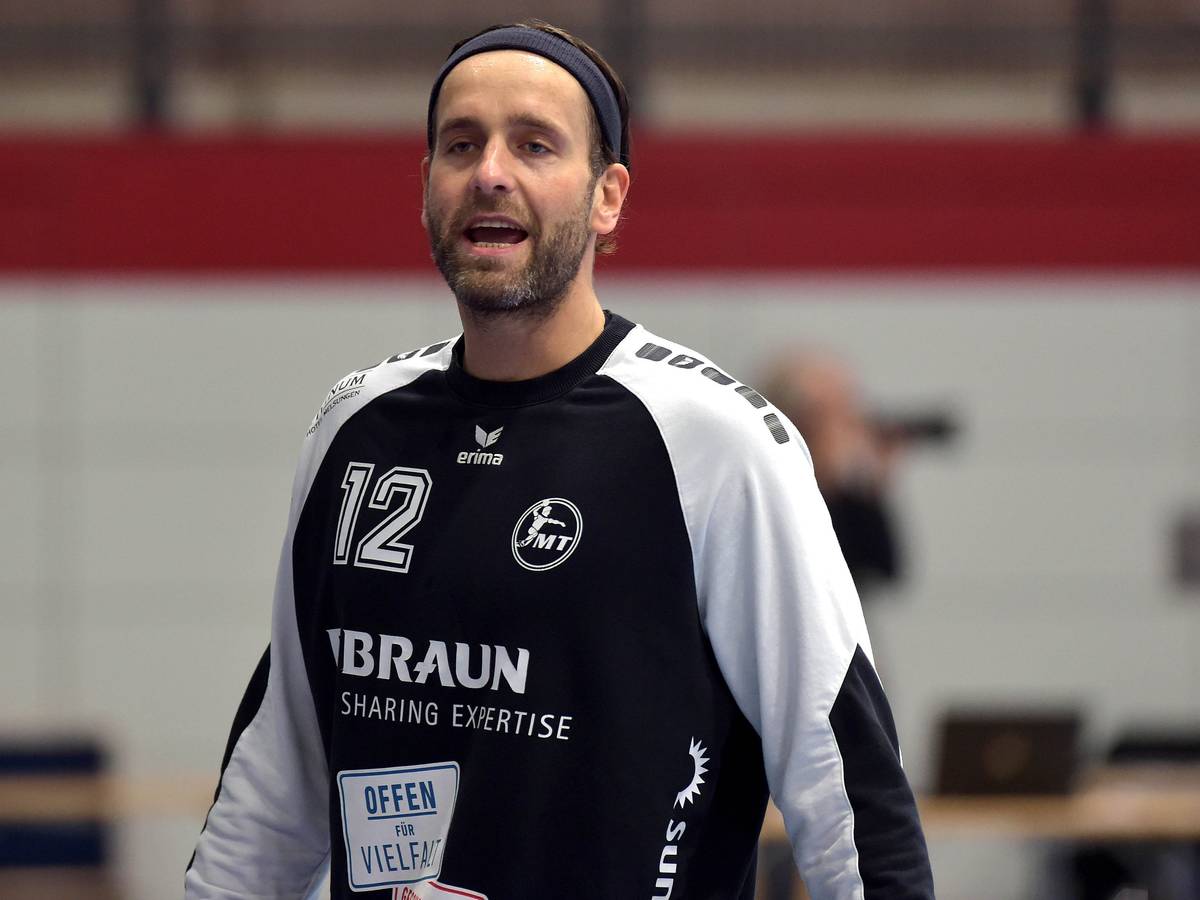Silvio Heinevetter während eines Handball-Spiels in Minden