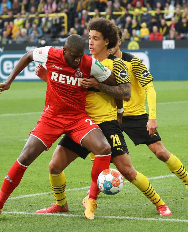 Axel Witsel und Anthony Modeste im Zweikampf