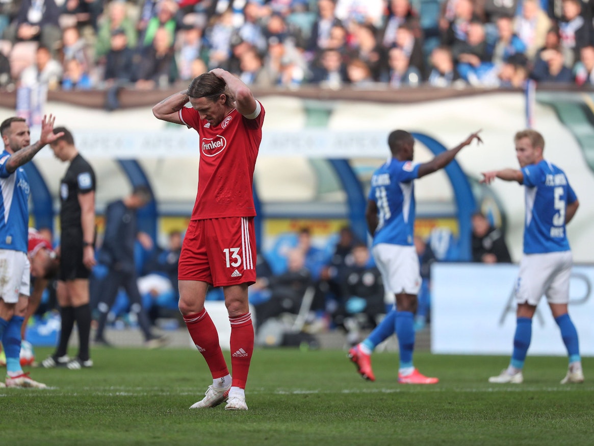 Fortuna Düsseldorfs Adam Bodzek ist enttäuscht.