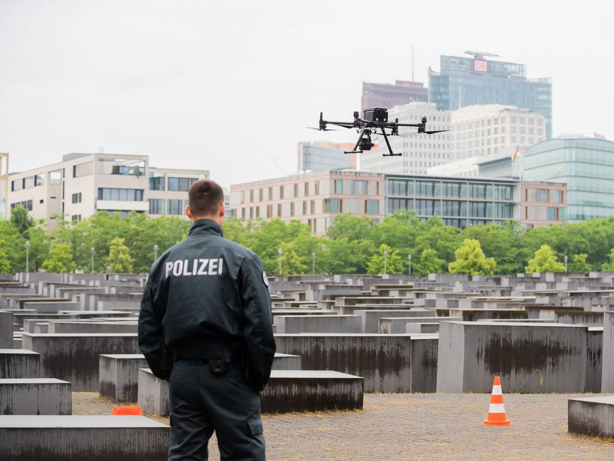 Die Aktion der Polizeibeamten am Holocaust-Mahnmal in Berlin (hier ein Archivfoto) soll dienstrechtlich aufgearbeitet werden.