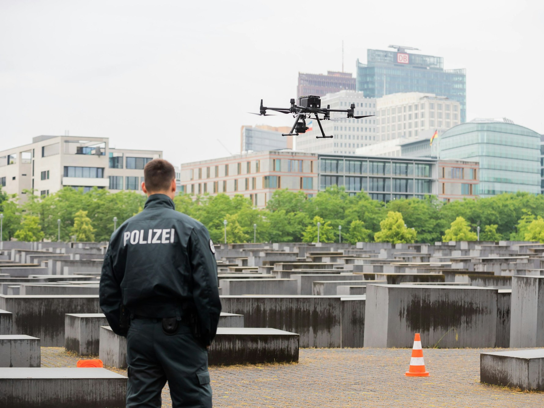 Die Aktion der Polizeibeamten am Holocaust-Mahnmal in Berlin (hier ein Archivfoto) soll dienstrechtlich aufgearbeitet werden.