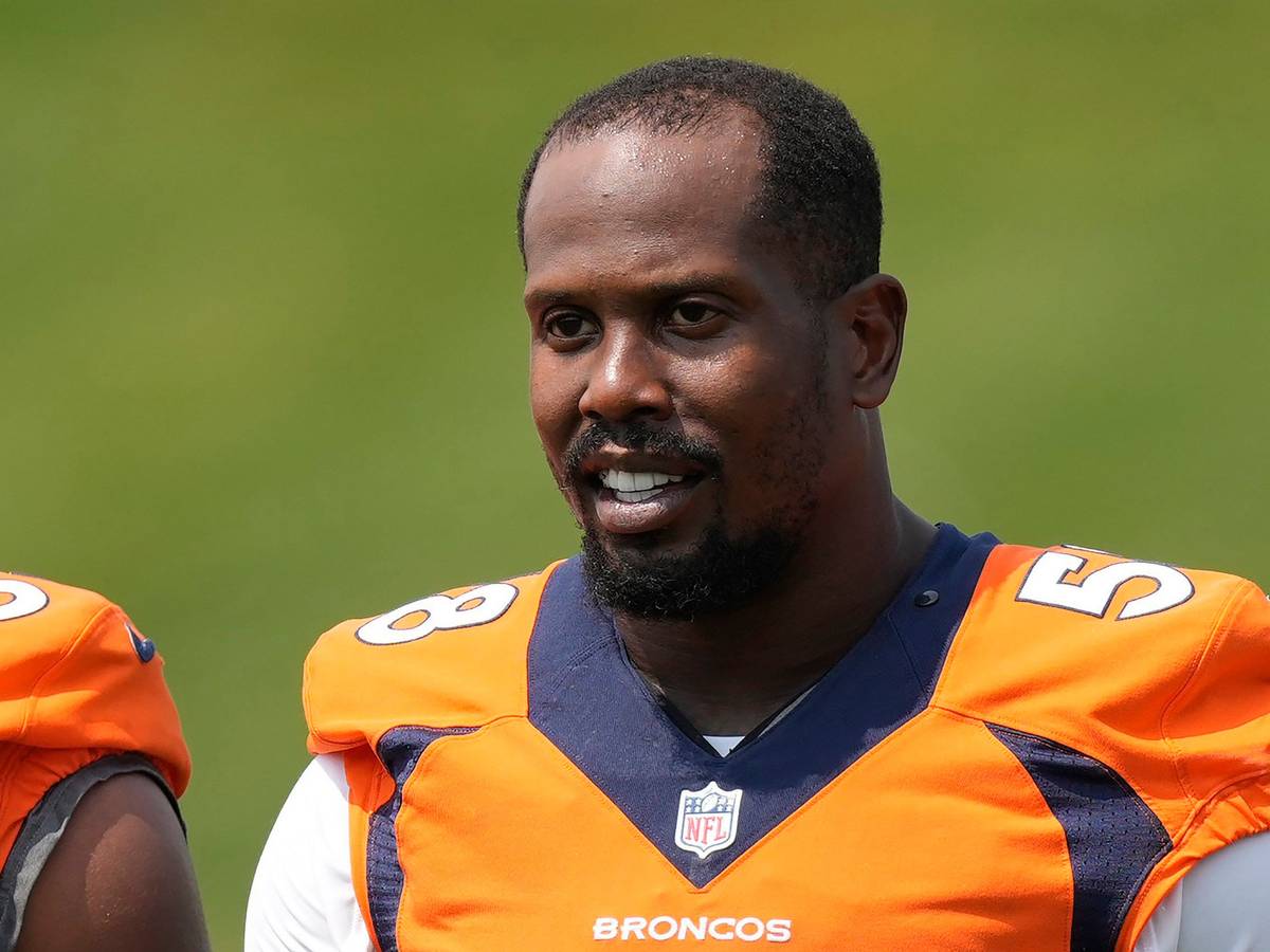 Star-Linebacker Von Miller hier noch bei den Denver Broncos im NFL-Trainingscamp