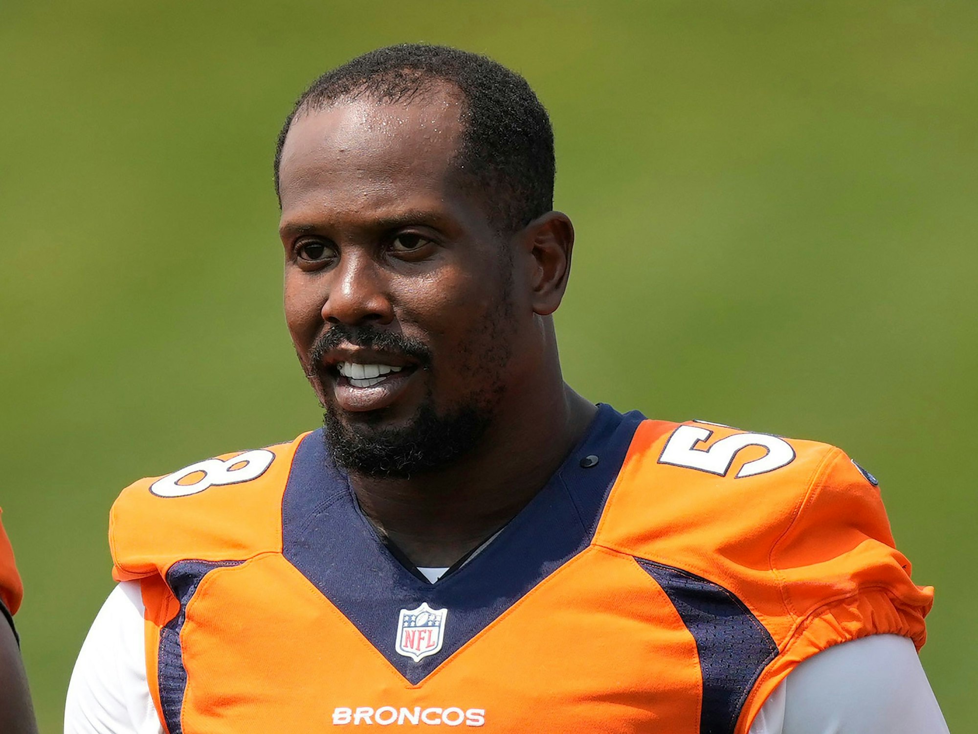 Star-Linebacker Von Miller hier noch bei den Denver Broncos im NFL-Trainingscamp