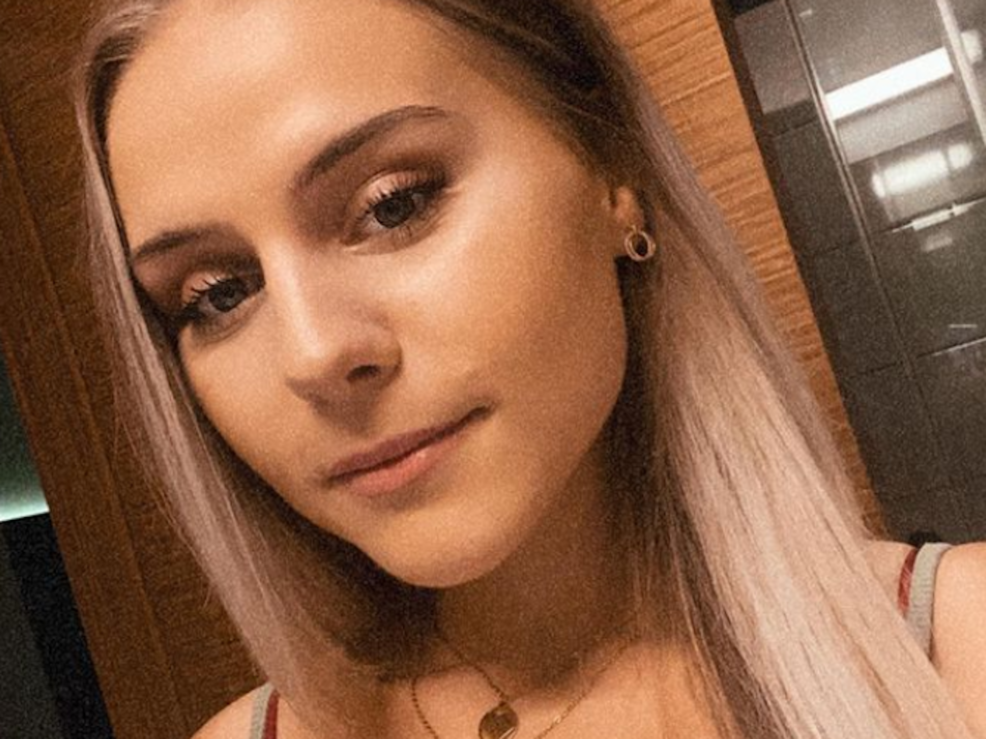 Estefania Wollny lächelt auf einem Instagram-Selfie vom 27. Oktober 2021.