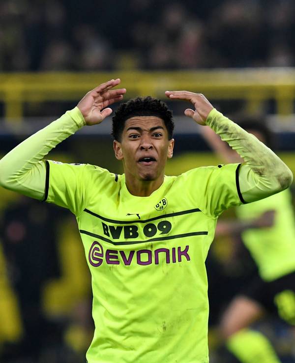 Jude Bellingham ärgert sich während des Spiels gegen Ajax Amsterdam