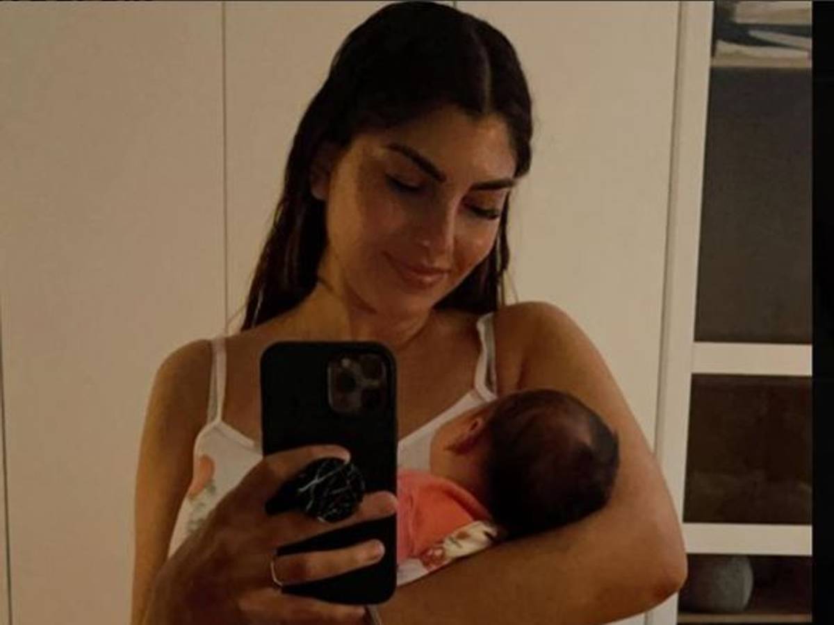Yeliz Koc auf einem Selfie mit ihrer Tochter Snow Elaine. Aufgenommen am 13. Oktober.