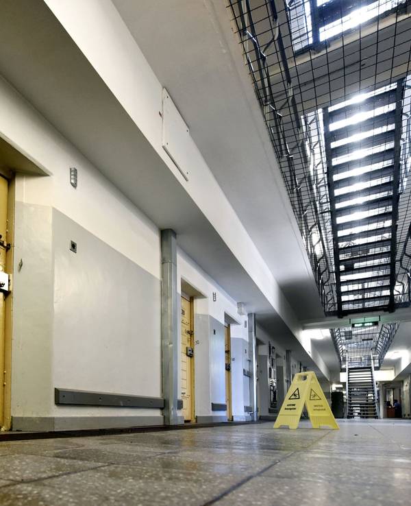Die Tür zur Zelle 143 in der Klever Justizvollzugsanstalt 2018.