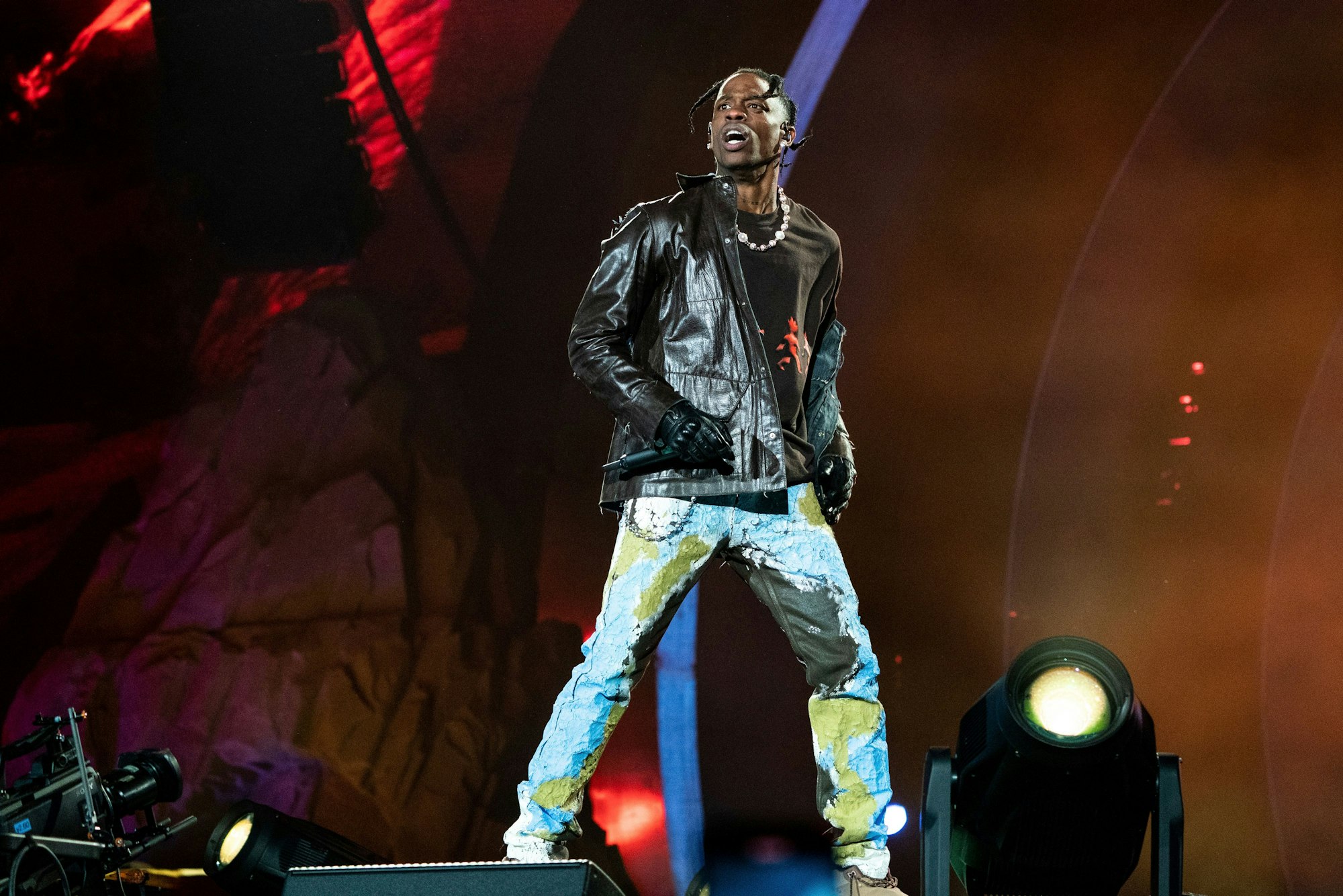 Travis Scott auf der Bühne des Astroworld-Festivals.