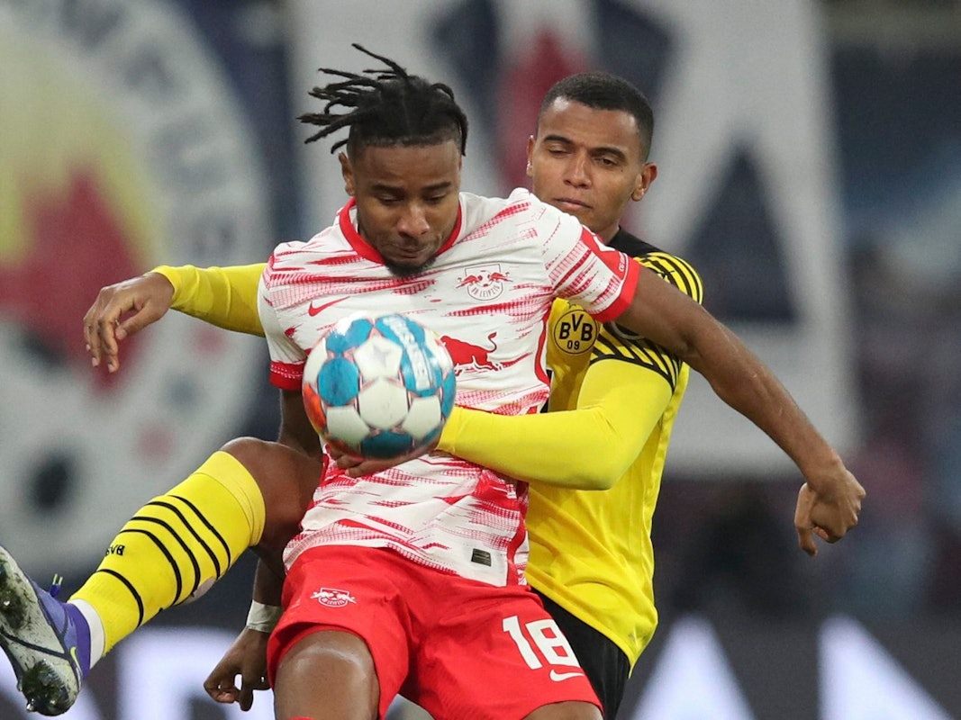 Christopher Nkunku (im Zweikampf mit Manuel Akanji