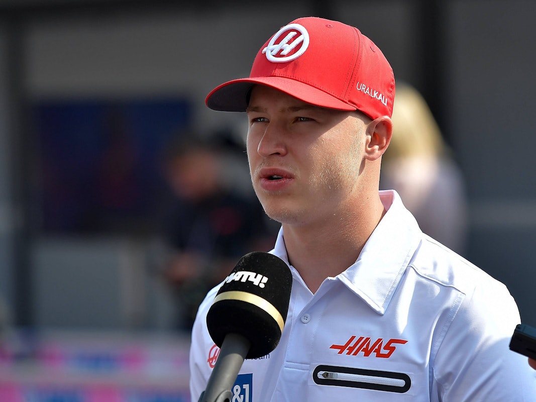 Nikita Mazepin gibt ein Interview