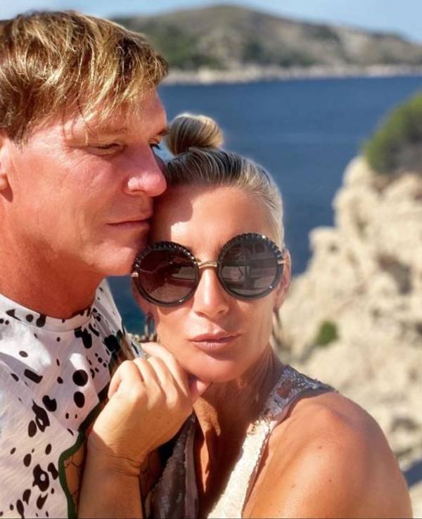 Bekanntes Paar aus dem Format Goodbye Deutschland: Das Selfie von Peggy und Steff hat Peggy Jerofke am 30. September 2021 auf ihrem Instagram-Account hochgeladen.