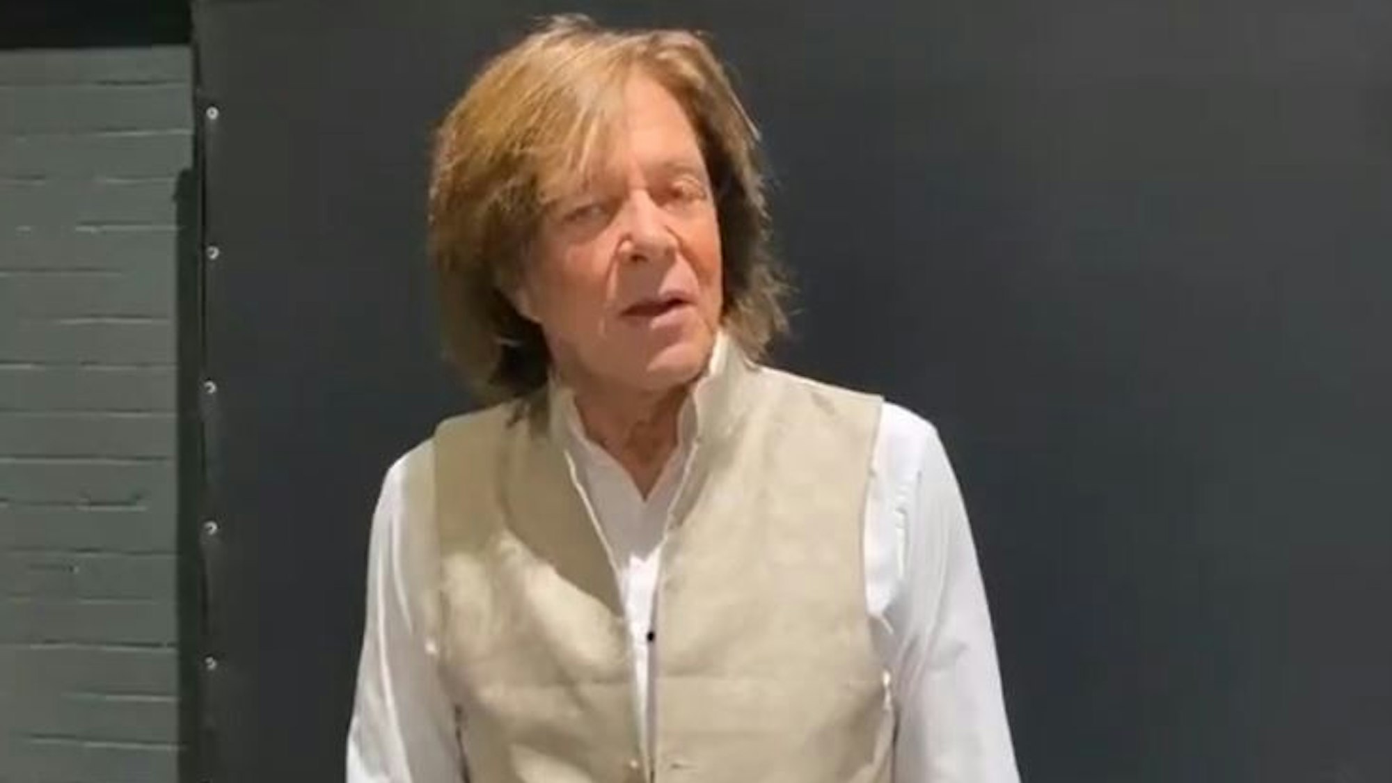 Schlagersänger Jürgen Drews ist eigentlich als Stimmungskanone bekannt. Doch ein Tier hat ihn zum Weinen gebracht. Unser Foto stammt aus einem Video, dass am 20. Dezember 2019 auf seinem Instagram-Account hochgeladen wurde.
