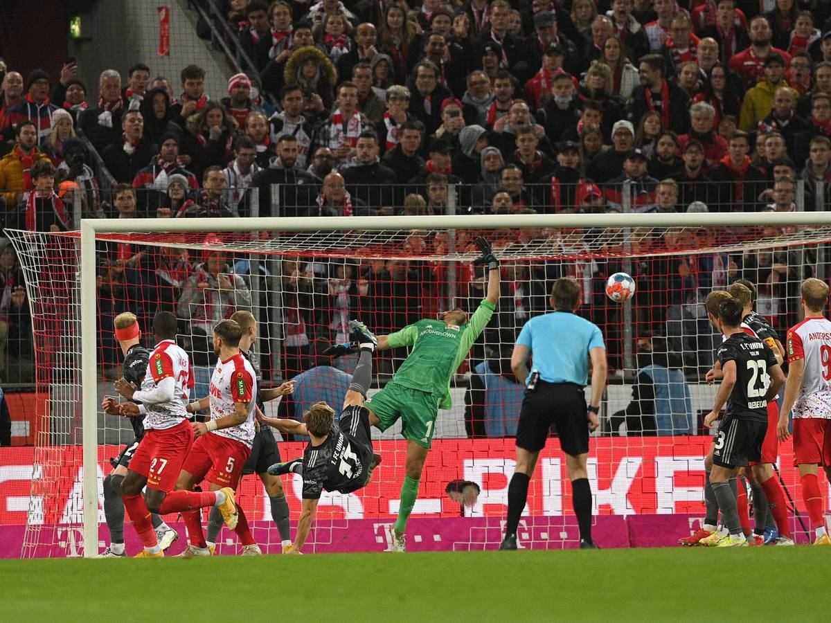 Anthony Modeste vom 1. FC Köln trifft zum Ausgleich gegen Union Berlin.