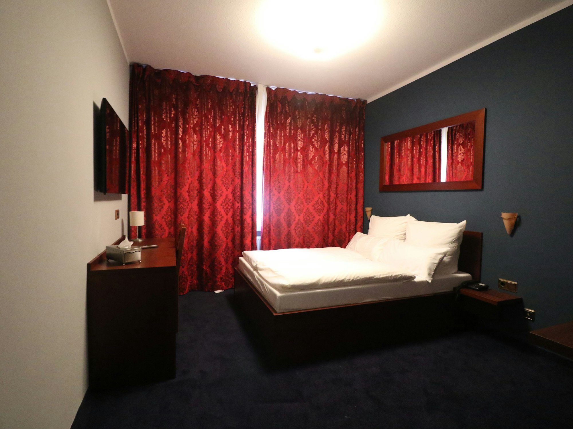 Ein Hotelzimmer im Pascha in Köln.