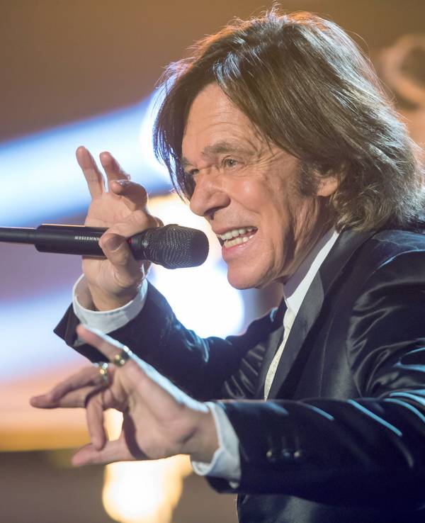 Der Sänger Jürgen Drews tritt am 21.November 2014 in Suhl (Thüringen) bei der Generalprobe zur MDR-Sendung „Die Schlager des Jahres“ auf.