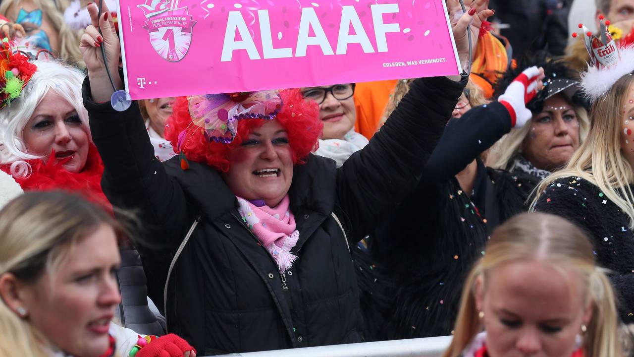 11.11.2019
Köln:
Sessionseröffnung am 11.11.