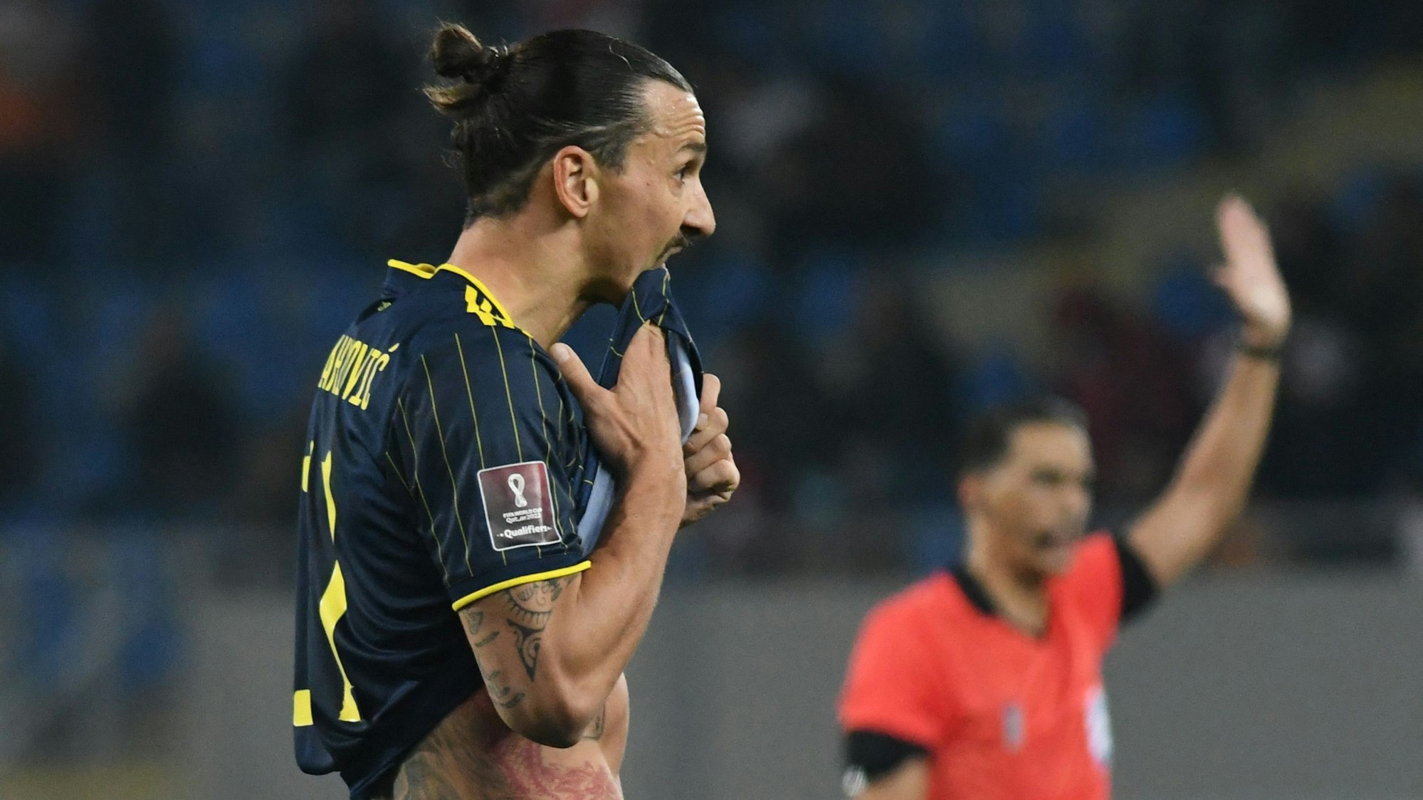 Zlatan Ibrahimovic spielt für Schweden in Georgien.