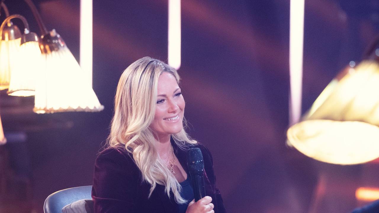 „Helene Fischer - Ein Abend im Rausch“: Im Interview mit Steven Gätjen gibt die Sängerin auf Sat.1 jede Menge Privates preis – unter anderem sagt sie auch, was sie an Karneval trägt.