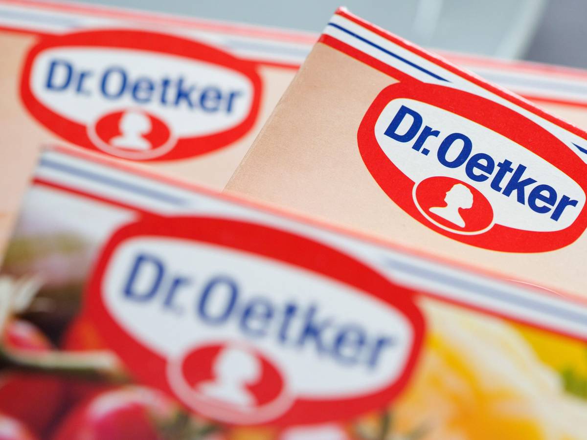 Im Streit über Nährwertangaben kassierte Dr. Oetker eine Niederlage vor Gericht. Das Archivfoto vom 16. Juni 2015 zeigt Lebensmittelprodukte der Dr. Oetker-Gruppe in Bielefeld.