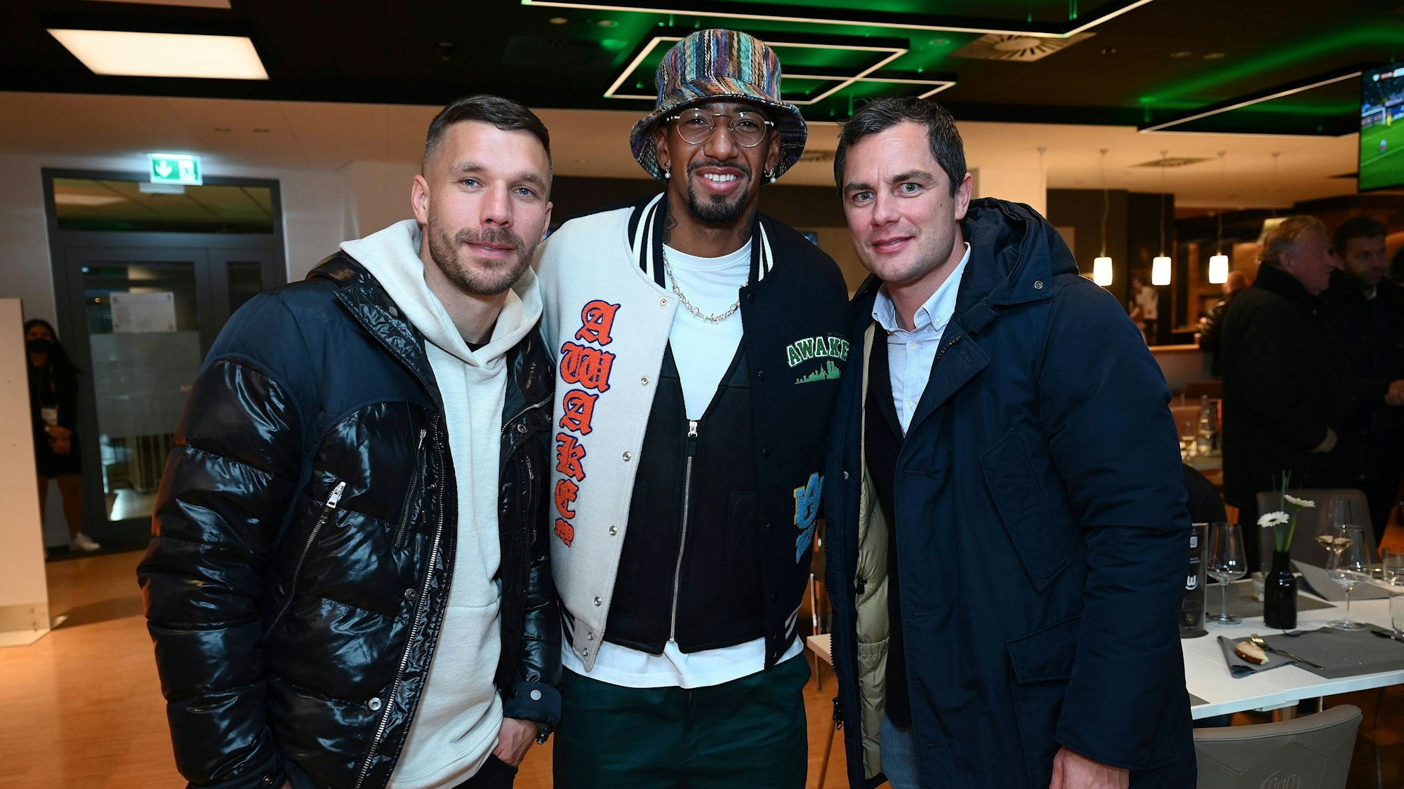 Lukas Podolski, Jerome Boateng und Marcel Schäfer posieren für die Fotografen.