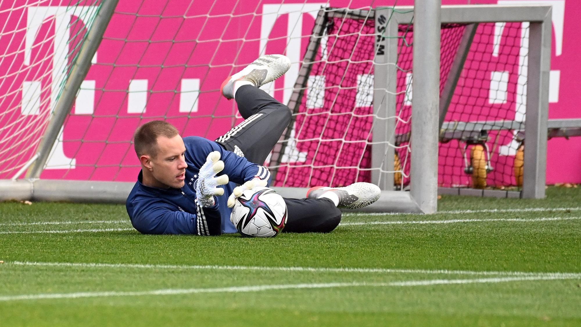 Abschlusstraining vor dem Spiel Armenien - Deutschland: Torwart Marc-Andre ter Stegen in Aktion.
