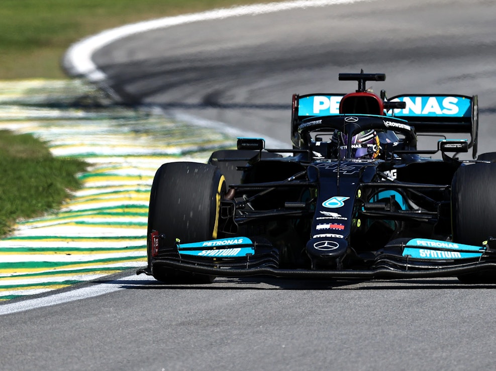 Lewis Hamilton in seinem Mercedes beim Großen Preis von Brasilien