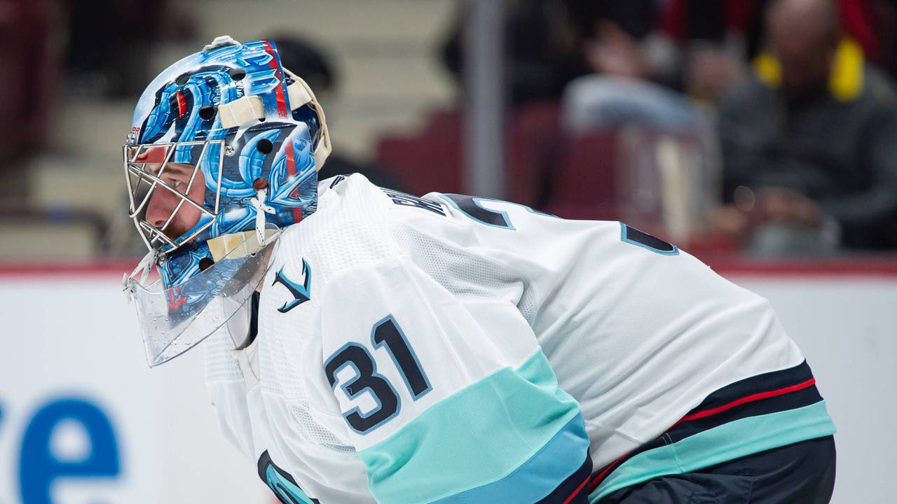 Philipp Grubauer hütet sein Tor.