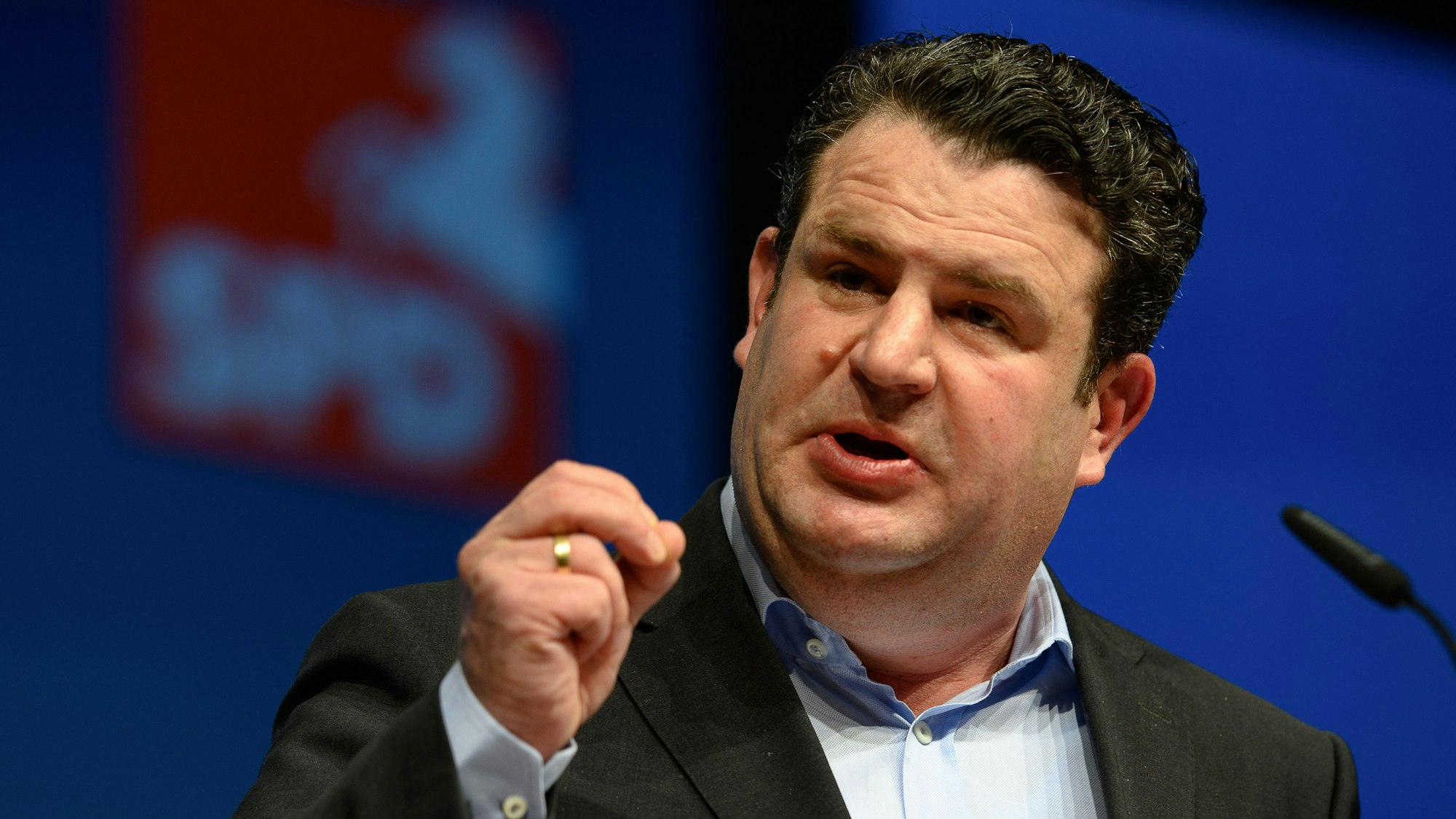 Hubertus Heil (SPD), Bundesarbeitsminister und Spitzenkandidat für die Bundestagswahl, spricht auf der Landesvertreterversammlung zur Aufstellung der Landesliste für die Bundestagswahl 2021 vor dem Landesparteitag der SPD Niedersachsen. +++ dpa-Bildfunk +++