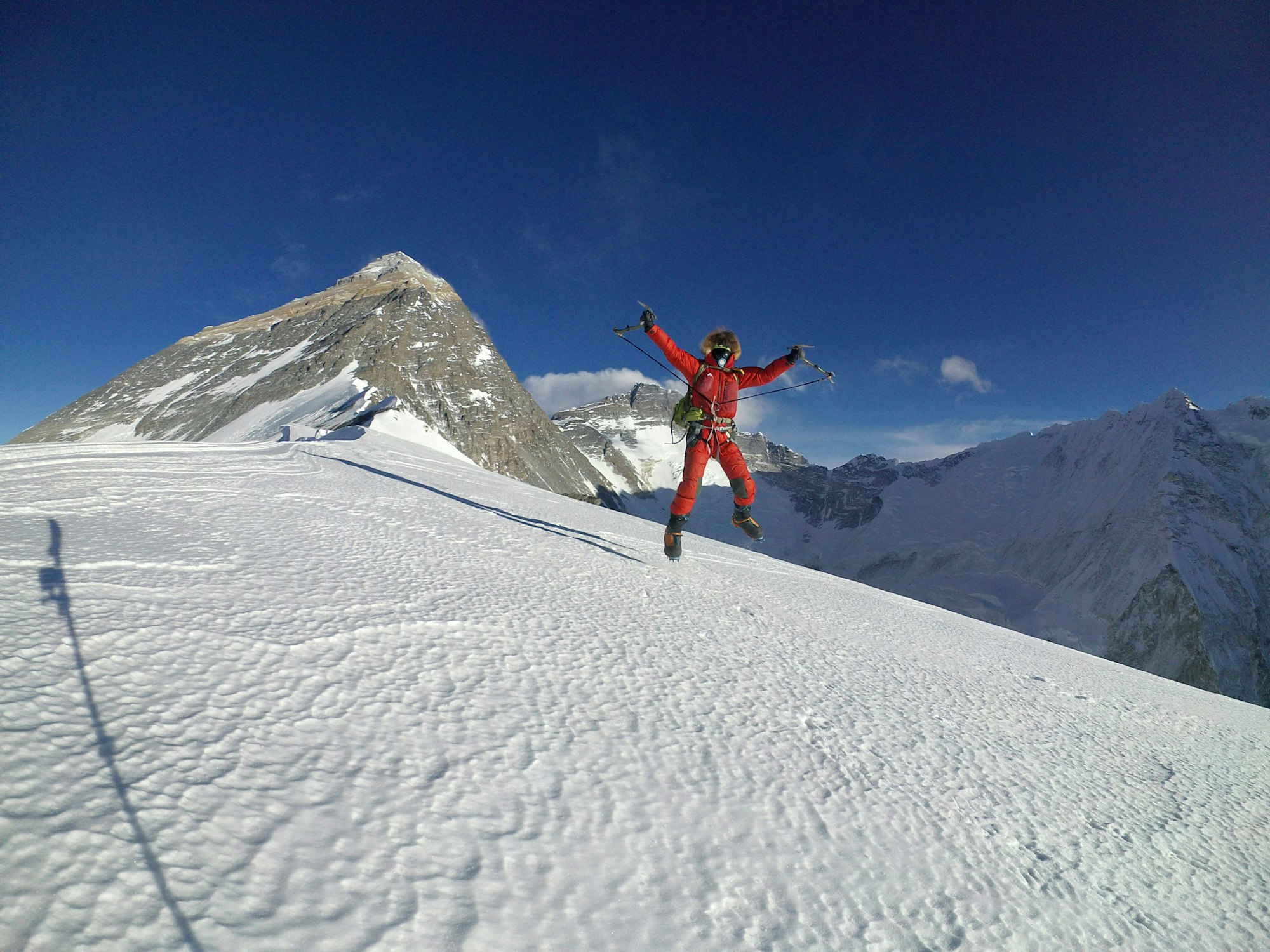 Jost Kobusch am Westgrat des Mount Everest auf 7350 Meter Höhe.