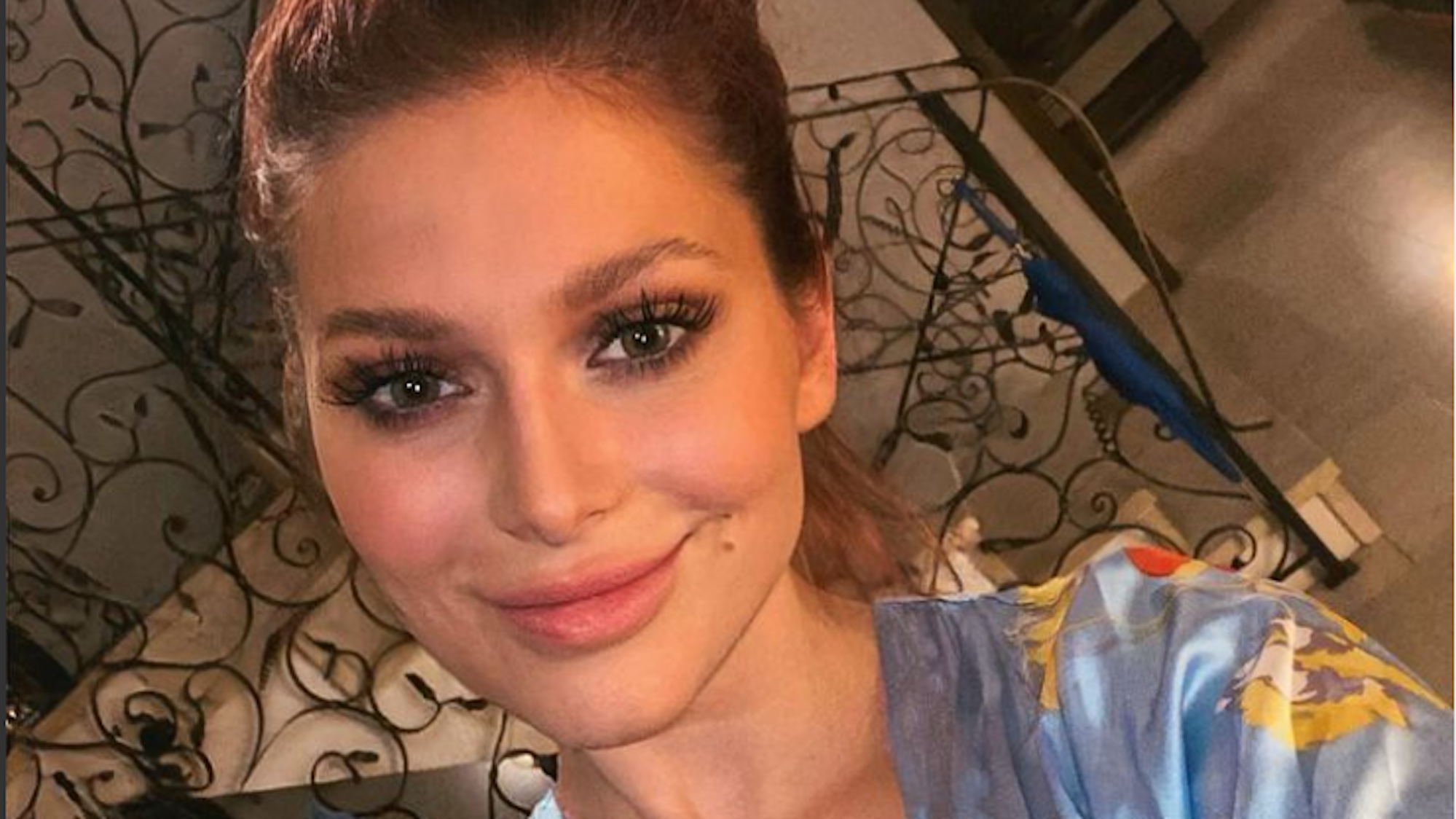 Marie Reim lächelt auf einem Instagram-Foto vom 15. November 2021.